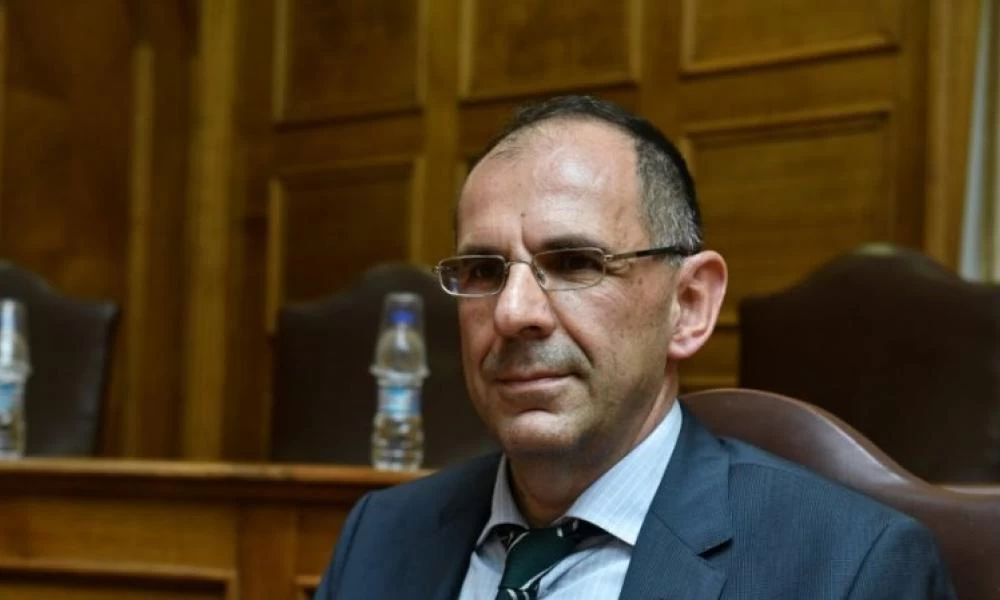 Γεραπετρίτης : Αυτό είναι το τρίπτυχο για τη μετάβαση στην ομαλότητα μετά την άρση των μέτρων